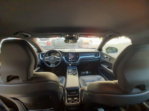 Volvo XC60 2.0t T5 Momentum Awd