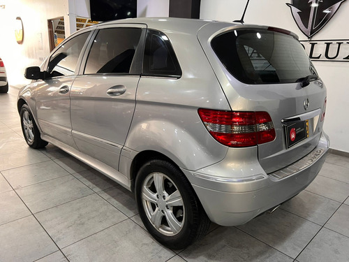 Mercedez Benz B180 M/t 1.6 2012