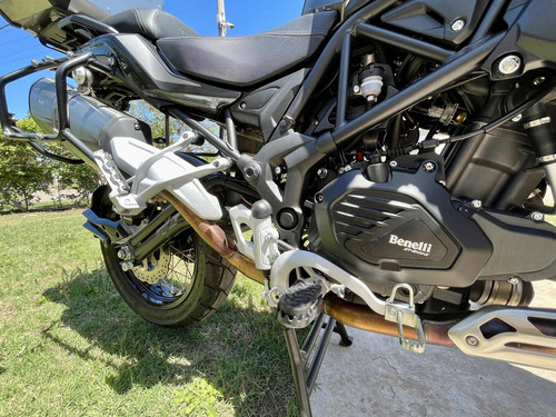 Imagen 8 de 17 de Moto Benelli Trk 502 X