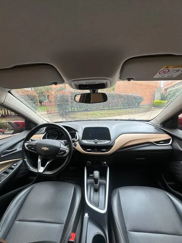 Chevrolet Onix 1.0T Premier Hatch At