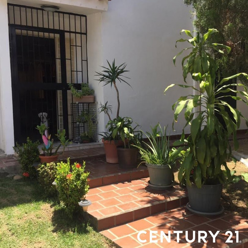 Imagen 3 de 13 de Casa, Conjunto Res. Villa Hermosa, Guatire. Fp