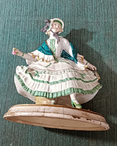 Antigua Dama De Porcelana Austriaca