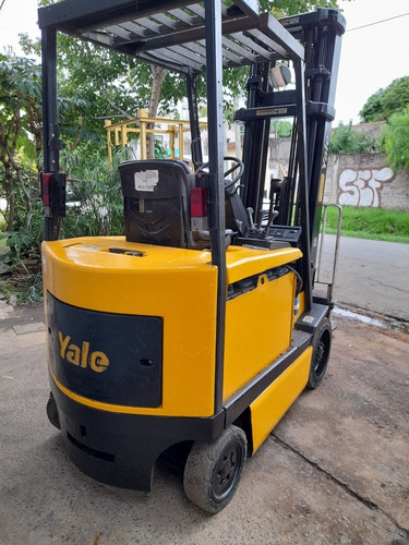 Imagen 3 de 9 de Autoelevador Yale Electrico 2500kg T. Triple C Desplazador