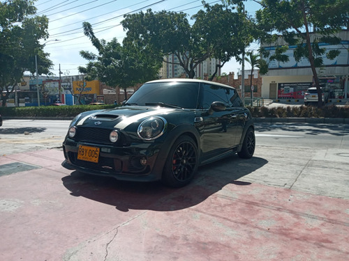 MINI Cooper 1.6 R56 John Cooper Works Coupe