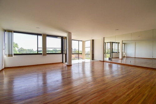 Imagen 1 de 18 de Amplio Depto. Remodelado