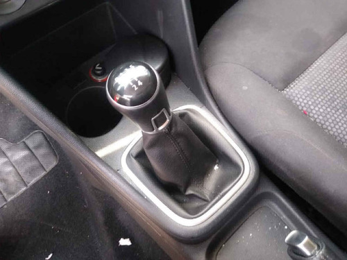 Imagen 13 de 15 de Volkswagen Polo 2019 5p Design & Sound L4/1.6 Std