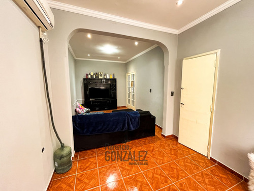 Casa En Venta En Liniers