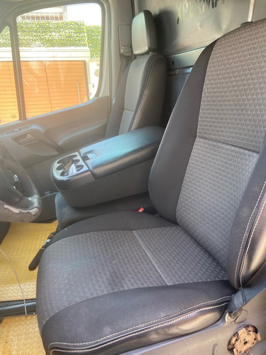 Modelo 2008 Versión 315 La Larga . Km 411000 Estándar Roda