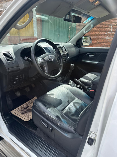 Toyota Hilux Pick-Up 3.0 Cd Srv Cuero 171cv 4x2 - E4
