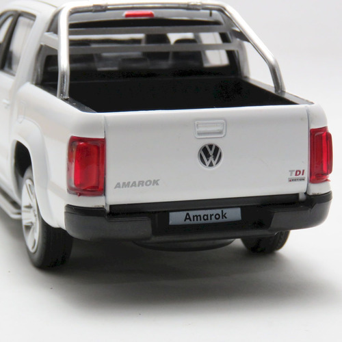 Volkswagen Amarok - Som E Luz - 1/32 - California Action