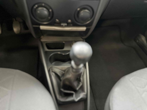 Fiat Palio 1.8 MPI HLX 8V FLEX 4P MANUAL