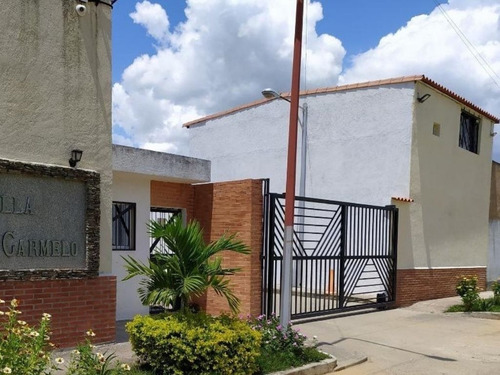 Imagen 1 de 19 de Se Vende Casa En San Diego, Villa Monte Carmelo, Conjunto Cerrado, Excelente Ubicación Y Clima.