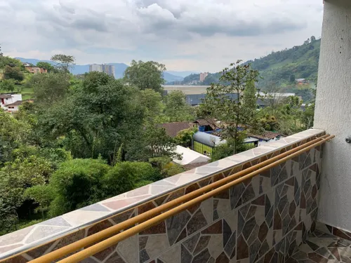 Apartamento En Venta En Flores Del Campo. Cod V13085
