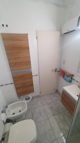 En Venta Departamento De 2 Ambientes En Caseros Centrico F: 10260