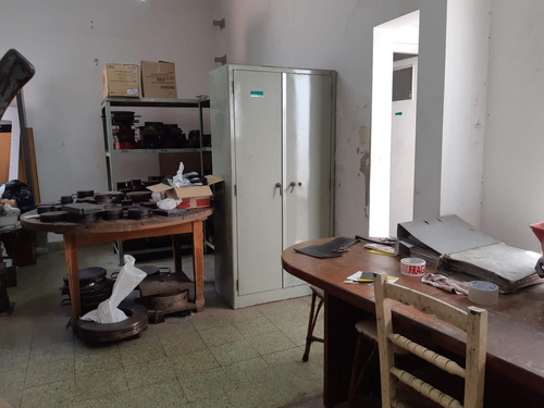 Galpon De 240 M2 Con Vivienda