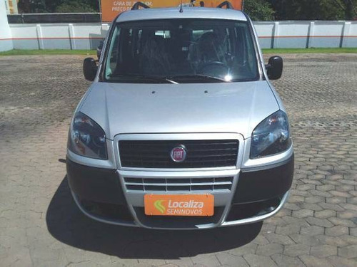 Imagem 1 de 9 de Fiat Doblò 1.8 Mpi Essence 7l 16v Flex 4p Manual