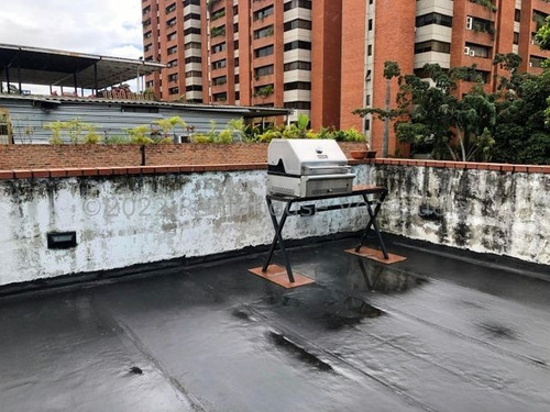 Imagen 20 de 22 de Los Dos Caminos Edificio Comercial En Venta 23-15492