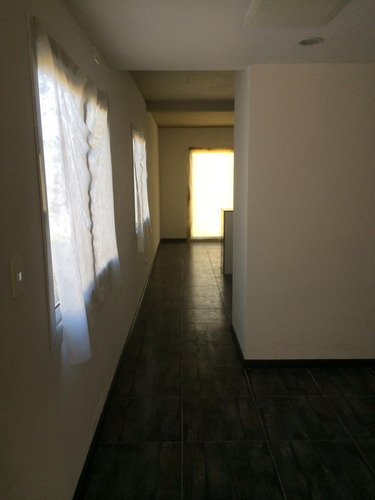 Imagen 4 de 9 de Casa En Venta De 2 Dormitorios C/ Cochera En Maldonado