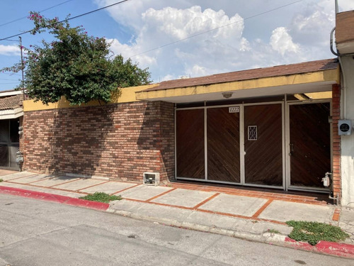 Imagen 2 de 30 de Se Vende Casa Comercial Fracc Kiosco