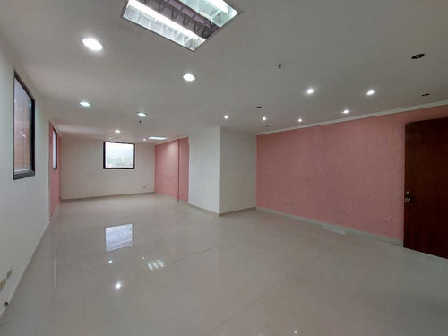 Imagen 3 de 5 de Oficina En Alquiler 41 M2 Torre Sindoni, Maracay, Aragua
