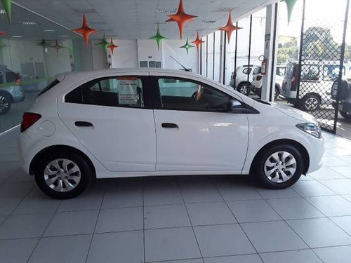 Imagem 8 de 10 de Chevrolet Onix 1.0 Mpfi Joy 8v Flex 4p Manual