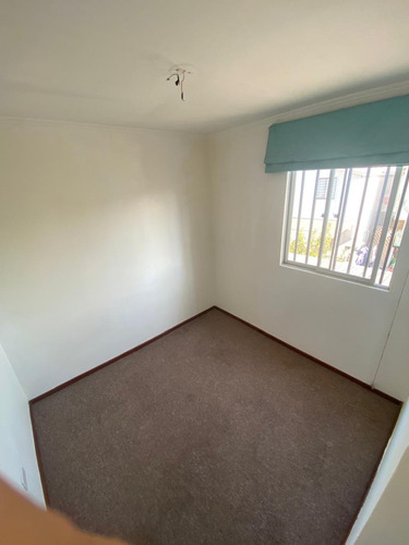 Arriendo Casa Sólida 70 M2 En Calle General Urrutia