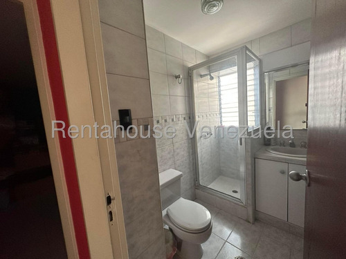 Apartamento En Venta, Colinas De Bello Monte, 55 Mts, 25875