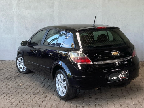 Chevrolet Vectra 2.0 MPFI GT HATCH 8V FLEX 4P MANUAL
