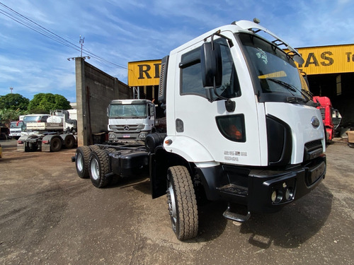 Imagem 14 de 15 de Caminhao Ford Cargo 2628