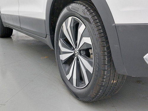 Volkswagen T-Cross 1.0 200 TSI TOTAL FLEX COMFORTLINE AUTOMÁTICO