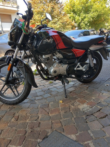 Bajaj V15
