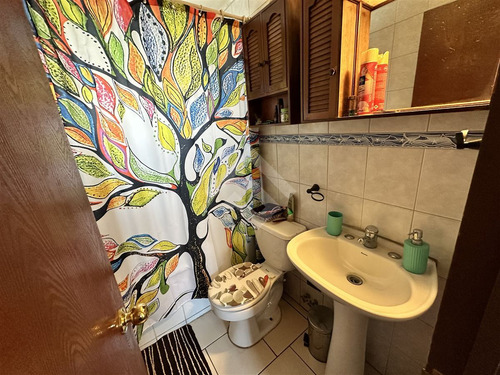 Casa En Venta De 3 Dorm 2 Baños Barrio Los Bosquinos Maipú