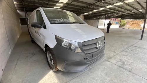 Vito Cargo Van