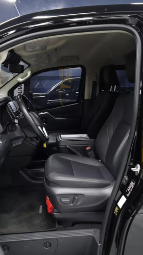 Toyota Granvia Premium 2023 - Blindada