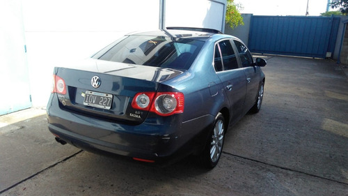 Volkswagen Vento 2.0t Fsi