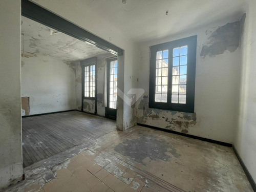 Imagen 9 de 11 de Venta Edificio Entero Ciudad Vieja Apartamento