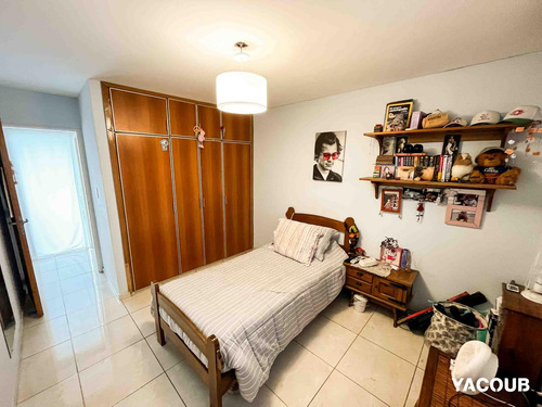 Casa En Venta - 3 Dormitorios 3 Baños - 300mts2 - Lisandro Olmos