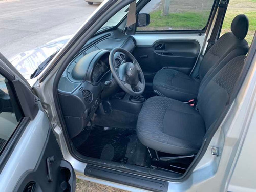 Imagen 9 de 13 de Renault Kangoo 1.6 Furgon Ph3 Confort 5as Lc 2016 Con Gnc