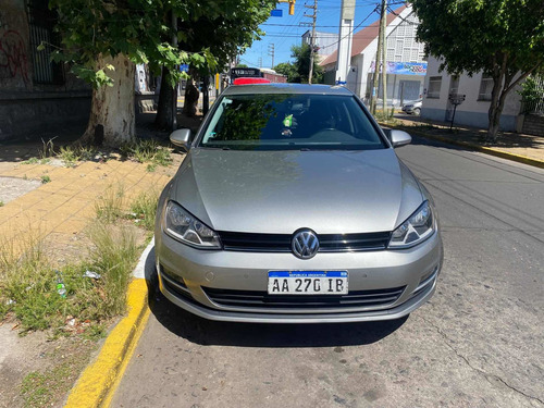 Imagen 2 de 9 de Volkswagen Golf 2016 1.4 Comfortline Tsi