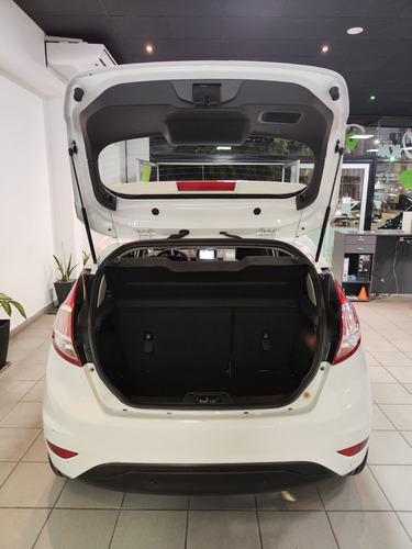 Ford Fiesta Kinetic 1.6 Titanium Powershift 120cv