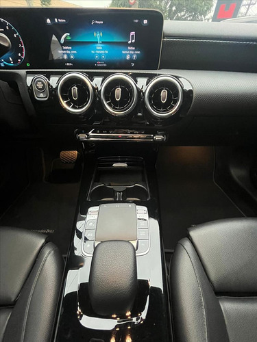 Mercedes-Benz A 250 A250 Vision 2.0 Turbo 2020 45.000km