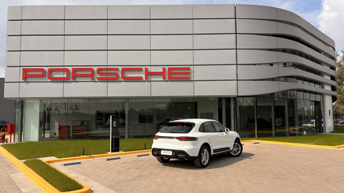 Porsche Macan 2.0 265HP