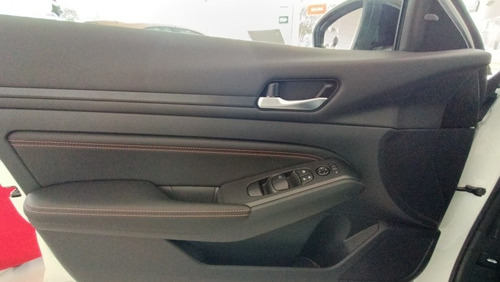 Imagen 14 de 14 de Nissan Altima Sr 2.0 Turbo Cvt