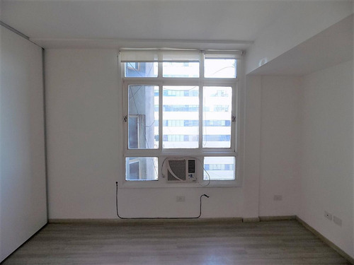 Imagen 25 de 30 de Venta Oficina 2 Amb San Nicolas Centro Luminosa Baño Completo