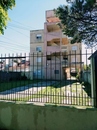 Imagen 2 de 8 de Dpto En Primer Piso
