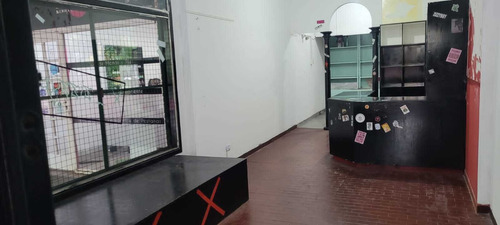 En Venta En Ciudad Jardin Local Local En Pb Edificio Terrazas 34 M2 Con 2 Vidrieras De 3 Mts. F: 9466