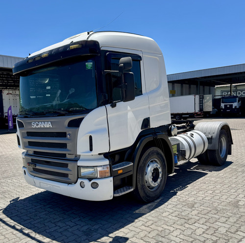 Scania P340 Ano 2010 - 4x2