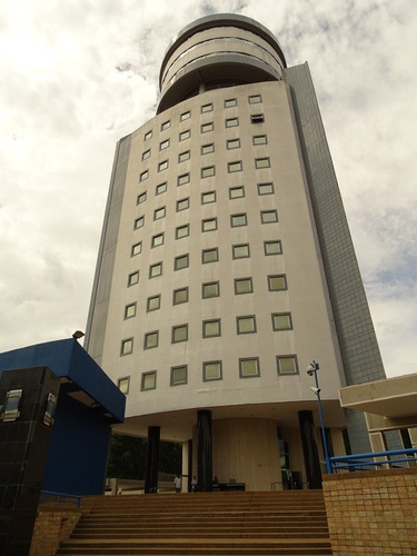 Excelente Oficina En Venta En Excelente Torre Ejecutiva Codigo 568069