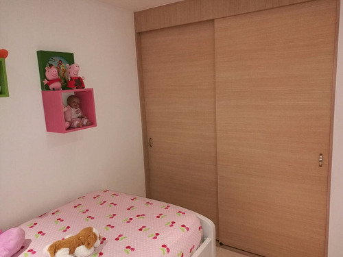 Apartamento De Lujo Para La Venta En Sabaneta, Cerca De La Universidad Ceipa Y Mall Sur De Sabaneta