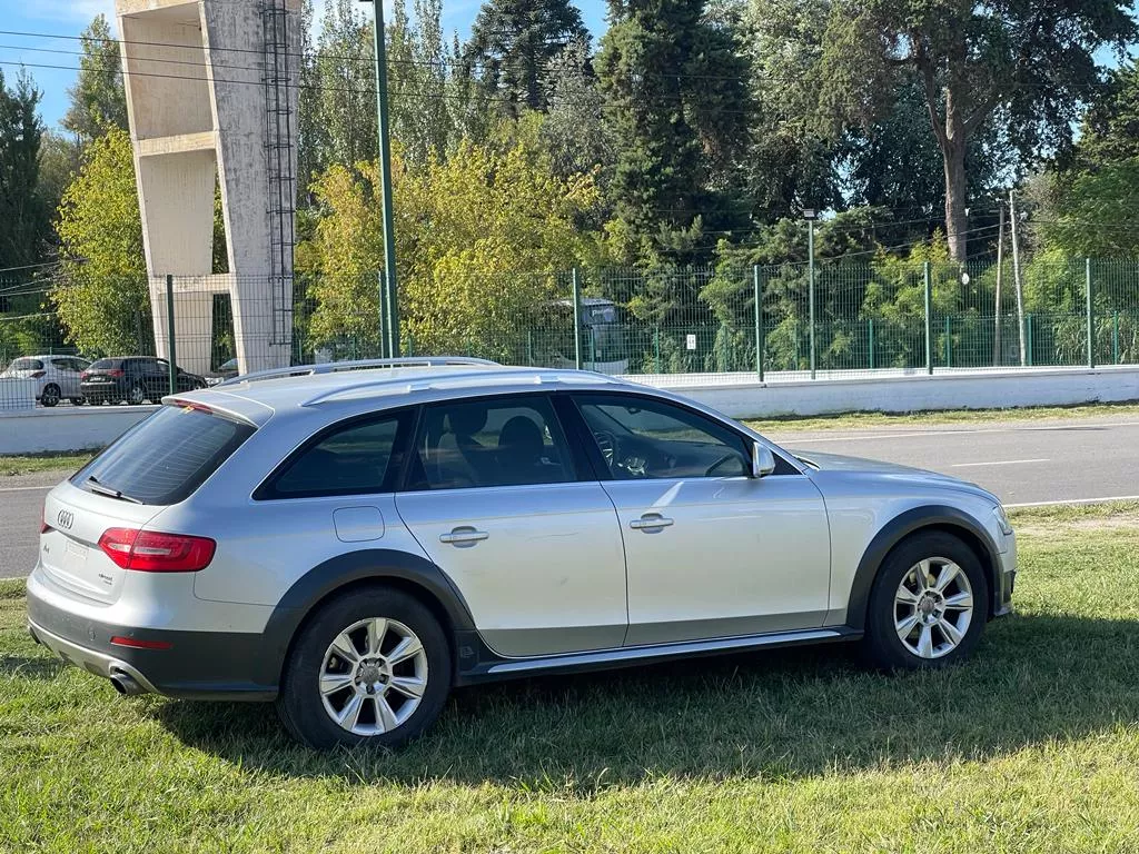 Audi A4 2.0 Attraction Tfsi Stronic Quattro